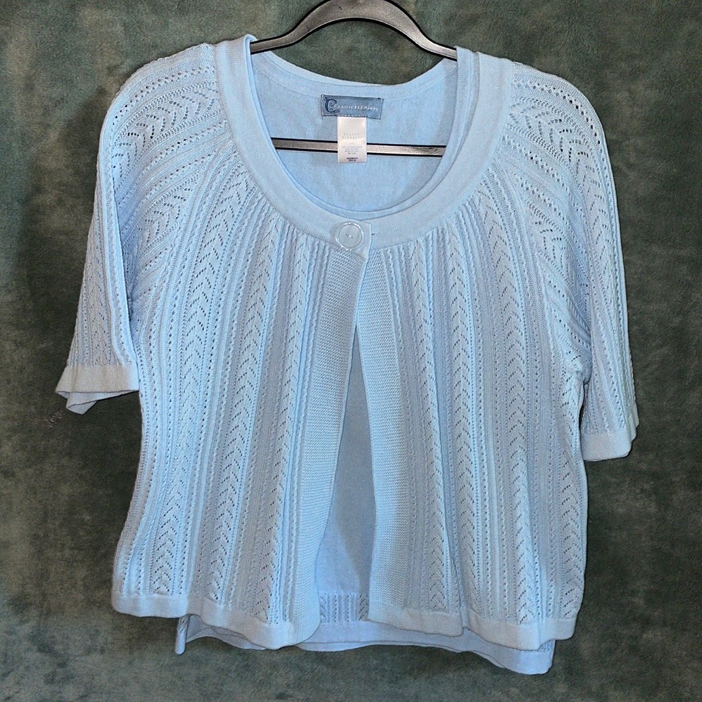 Classic elements.  Woman’s two-piece sweater set. Light blue.  Size L & XL